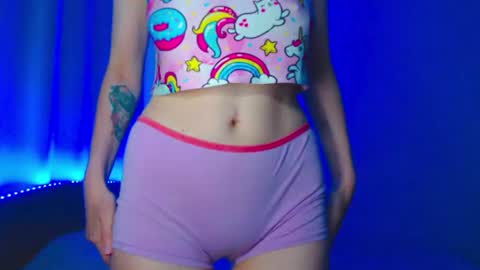 Emely online show from 10, 7, 2026