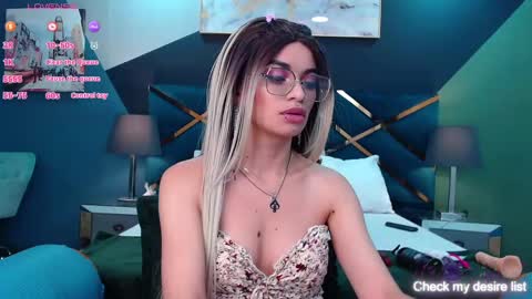 Danna online show from 10, 3, 2025