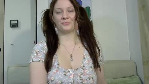 EmerieSkye online show from 10, 3, 2025