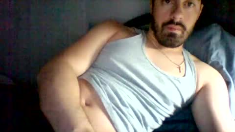 Snapshot of emgee88 chatting on 26, 10, 2025 emgee88 online show from 26, 10, 2025