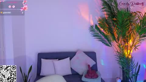 Emmily Roberts online show from 18, 7, 2026