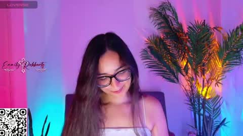 Emmily Roberts online show from 28, 7, 2026