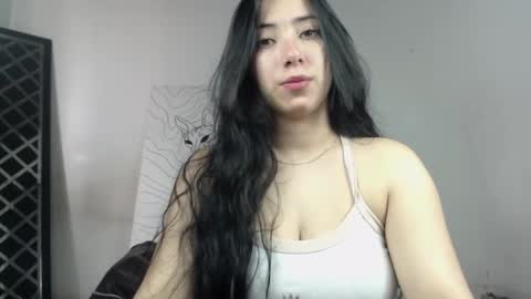 Snapshot of emiantonella_ chatting on 25, 10, 2025 Antonella online show from 25, 10, 2025