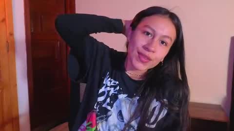 Emilia Gomez online show from 3, 8, 2026