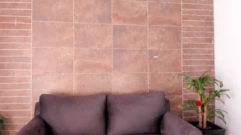 Emily online show from 16, 2, 2026