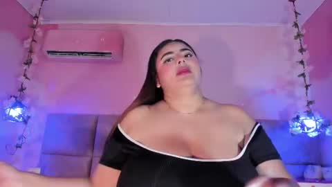 Snapshot of emiilygrace_ chatting on 15, 6, 2026 Emiily Grace online show from 15, 6, 2026