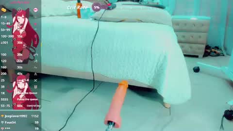 EmillySaenz online show from 28, 7, 2026