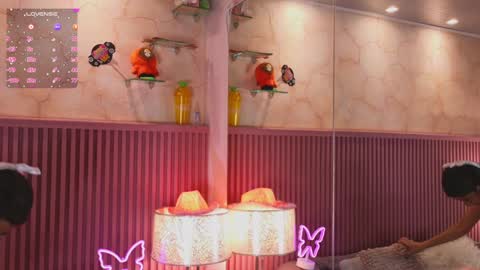 Snapshot of emiiscoot_1 chatting on 8, 1, 2025 Emily online show from 8, 1, 2025