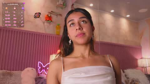 Snapshot of emiiscoot_1 chatting on 9, 1, 2025 Emily online show from 9, 1, 2025