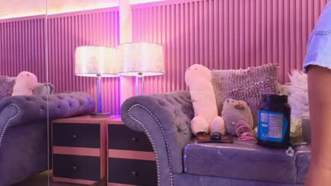 Snapshot of emiiscoot_1 chatting on 11, 1, 2025 Emily online show from 11, 1, 2025