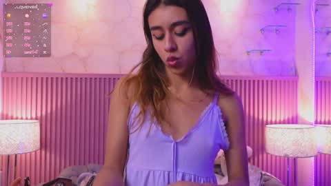 Snapshot of emiiscoot_1 chatting on 16, 1, 2025 Emily online show from 16, 1, 2025