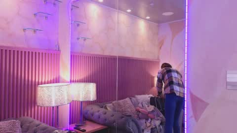 Snapshot of emiiscoot_1 chatting on 17, 1, 2025 Emily online show from 17, 1, 2025