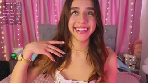 Snapshot of emiiscoot_1 chatting on 28, 2, 2025 Emily online show from 28, 2, 2025