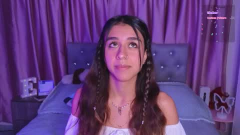 Snapshot of emiiscoot_1 chatting on 8, 10, 2025 Emily online show from 8, 10, 2025