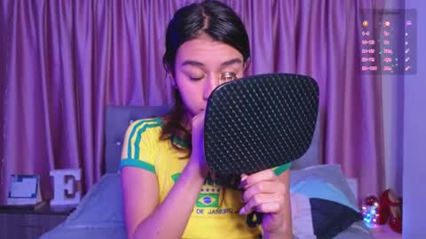 Snapshot of emiiscoot_1 chatting on 15, 10, 2025 Emily online show from 15, 10, 2025