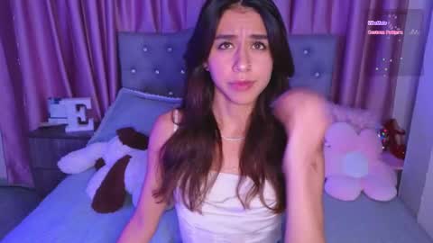 Snapshot of emiiscoot_1 chatting on 16, 10, 2025 Emily online show from 16, 10, 2025