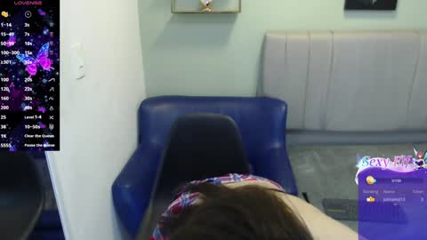 Emilee online show from 5, 2, 2025