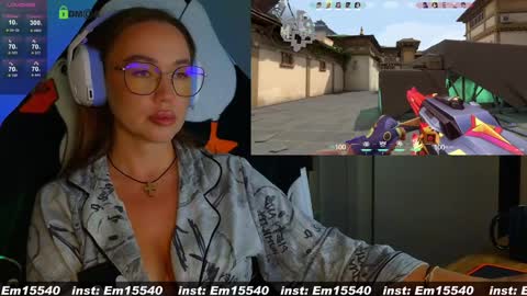 Snapshot of emili1_bc chatting on 15, 1, 2025 Emili online show from 15, 1, 2025