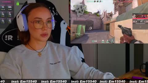 Snapshot of emili1_bc chatting on 16, 1, 2025 Emili online show from 16, 1, 2025