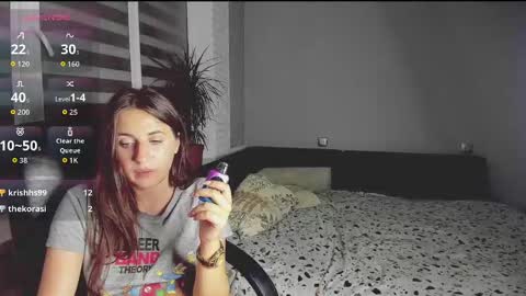 emili77777 online show from 17, 9, 2025