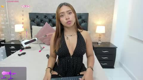Emili Lenus online show from 26, 5, 2026