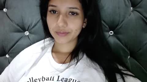 Snapshot of emili_riders chatting on 5, 12, 2024 emili riders online show from 5, 12, 2024