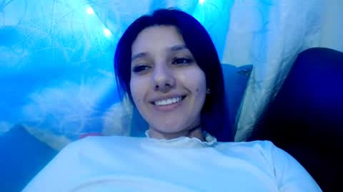 Snapshot of emili_riders chatting on 6, 1, 2025 emili riders online show from 6, 1, 2025