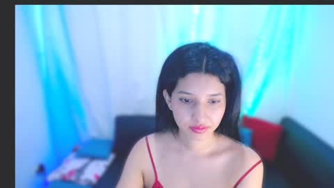 Snapshot of emili_riders chatting on 11, 1, 2025 emili riders online show from 11, 1, 2025