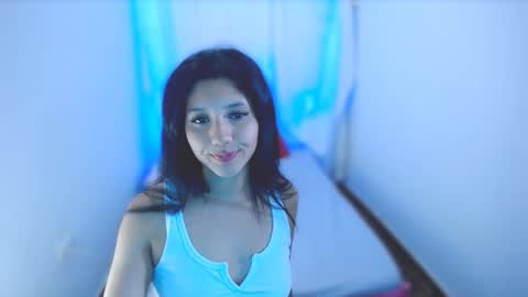 Snapshot of emili_riders chatting on 21, 1, 2025 emili riders online show from 21, 1, 2025