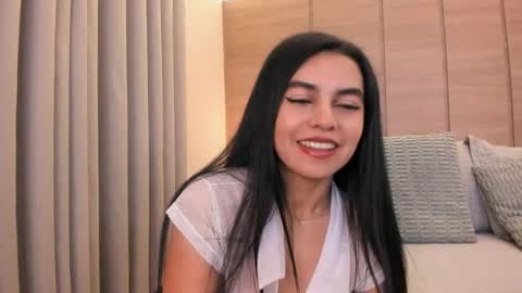 Snapshot of emilia_1040 chatting on 9, 5, 2026 emilia_1040 online show from 9, 5, 2026