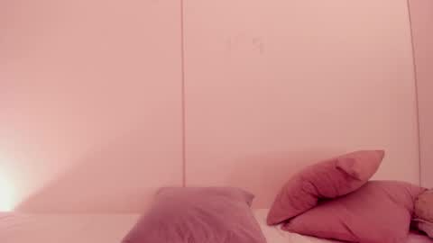 Emilia Big Boobs online show from 16, 12, 2024