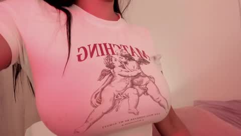 Emilia Big Boobs online show from 16, 12, 2024