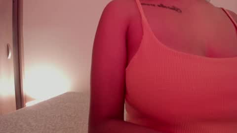 Emilia Big Boobs online show from 19, 1, 2025