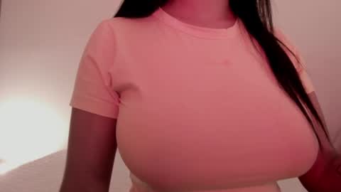 Emilia Big Boobs online show from 2, 2, 2025