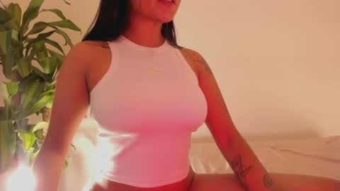 Emilia Big Boobs online show from 21, 2, 2025