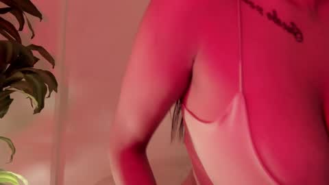 Emilia Big Boobs online show from 11, 3, 2025