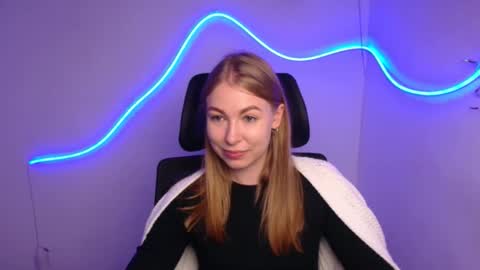 Emilia online show from 9, 10, 2025