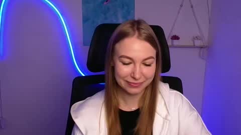 Emilia online show from 20, 10, 2025