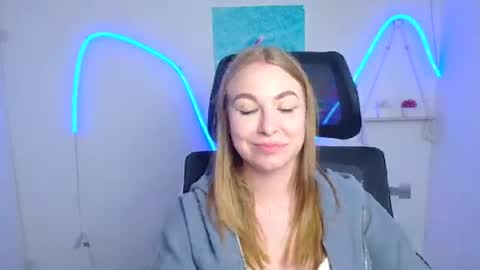 Emilia online show from 5, 7, 2026