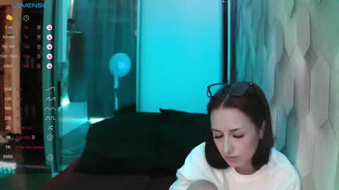 emilia_jack_carvel online show from 22, 6, 2026
