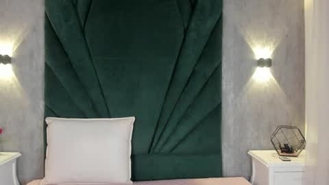 Snapshot of emiliclarke_ chatting on 31, 3, 2026 Emilie online show from 31, 3, 2026