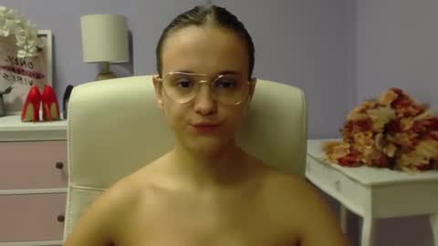 Emilly online show from 6, 12, 2024