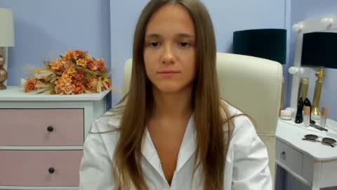 Emilly online show from 10, 7, 2026