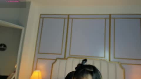 emilly_mell online show from 15, 11, 2025