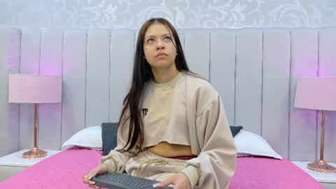 EMILY online show from 31, 7, 2026