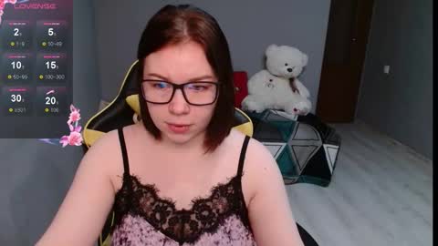 Snapshot of emily_amorre chatting on 22, 9, 2025 Emily 3 online show from 22, 9, 2025