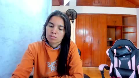 Emily and Soffy online show from 16, 2, 2026