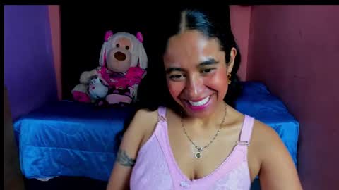 emily_bunny7 online show from 17, 9, 2025