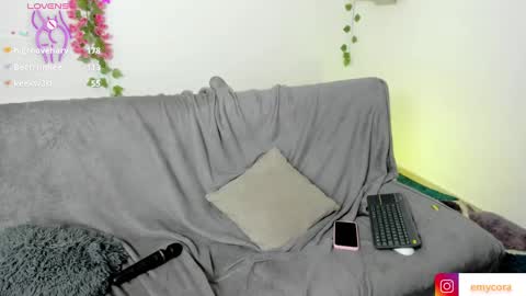 Snapshot of emily_coraline chatting on 3, 1, 2025 Emily  online show from 3, 1, 2025