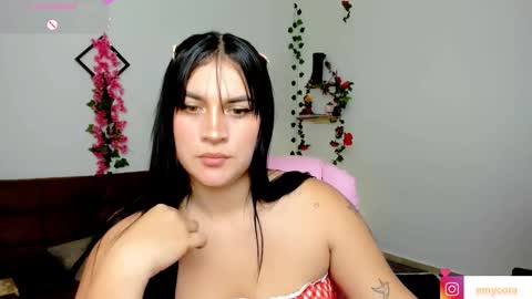 Snapshot of emily_coraline chatting on 28, 2, 2025 Emily  online show from 28, 2, 2025